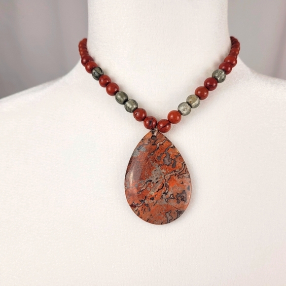 Hand-Made Beaded Chocker Necklace with Statement Stone Pendant (Rust) - Picture 1 of 4